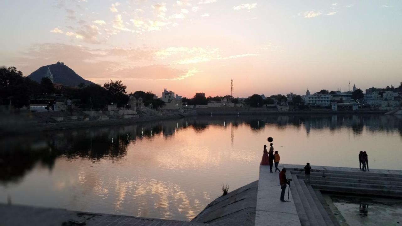 Dia Homestay Pushkar Extérieur photo